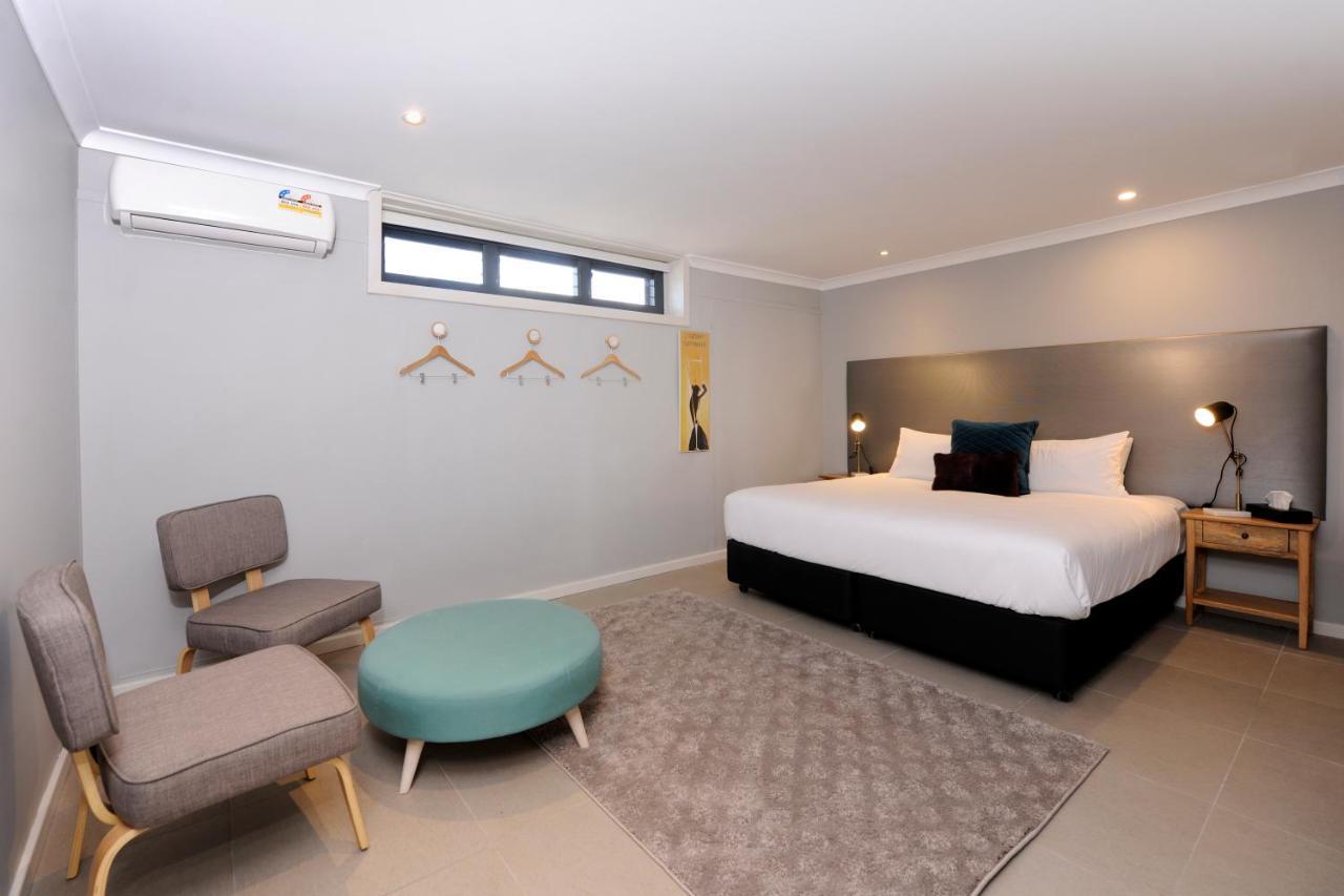 The Stirling Arms Hotel Perth Exteriér fotografie