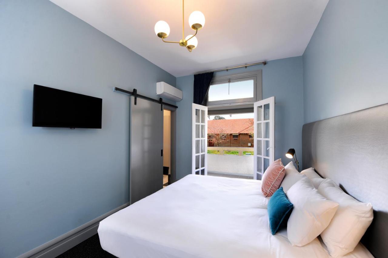 The Stirling Arms Hotel Perth Exteriér fotografie